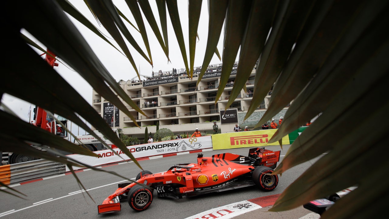 Vettel not feeling pressure despite 15 races without a win
